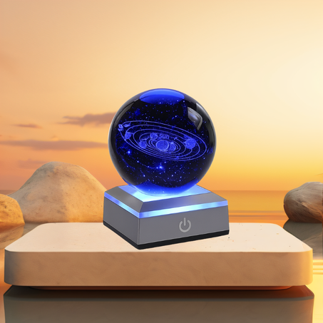 إضاءة ليلية فضية بتصميم راقٍ