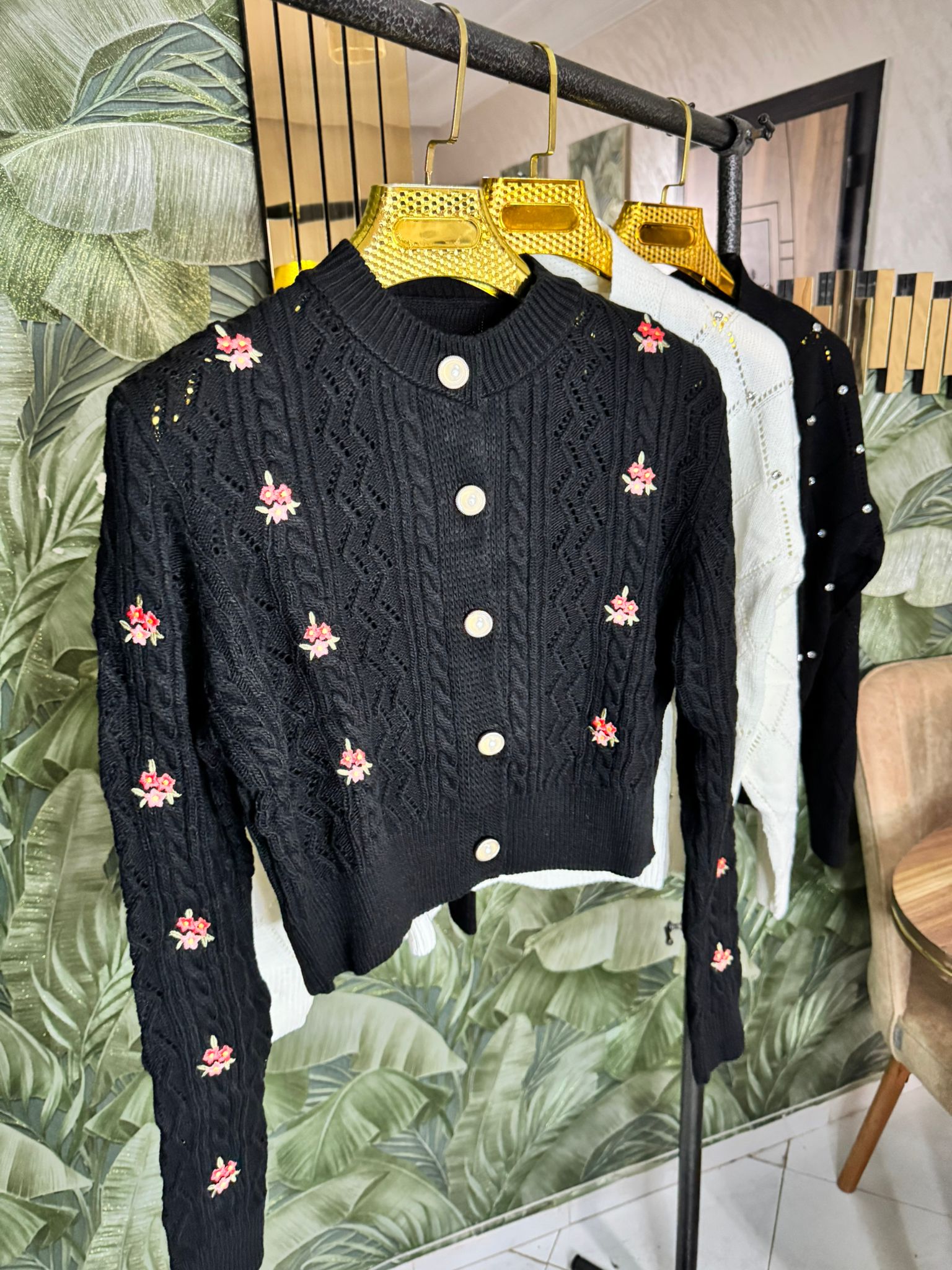 cardigans en plusieurs couleurs