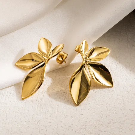 Boucles d'Oreilles "Eclat Végétal" en Acier Inoxydable – Design Feuilles Minimaliste Doré