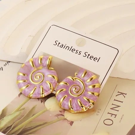 Boucles d'Oreilles "Spiral Océane" en Acier Inoxydable – Émail Lilas & Doré à l'Or Fin