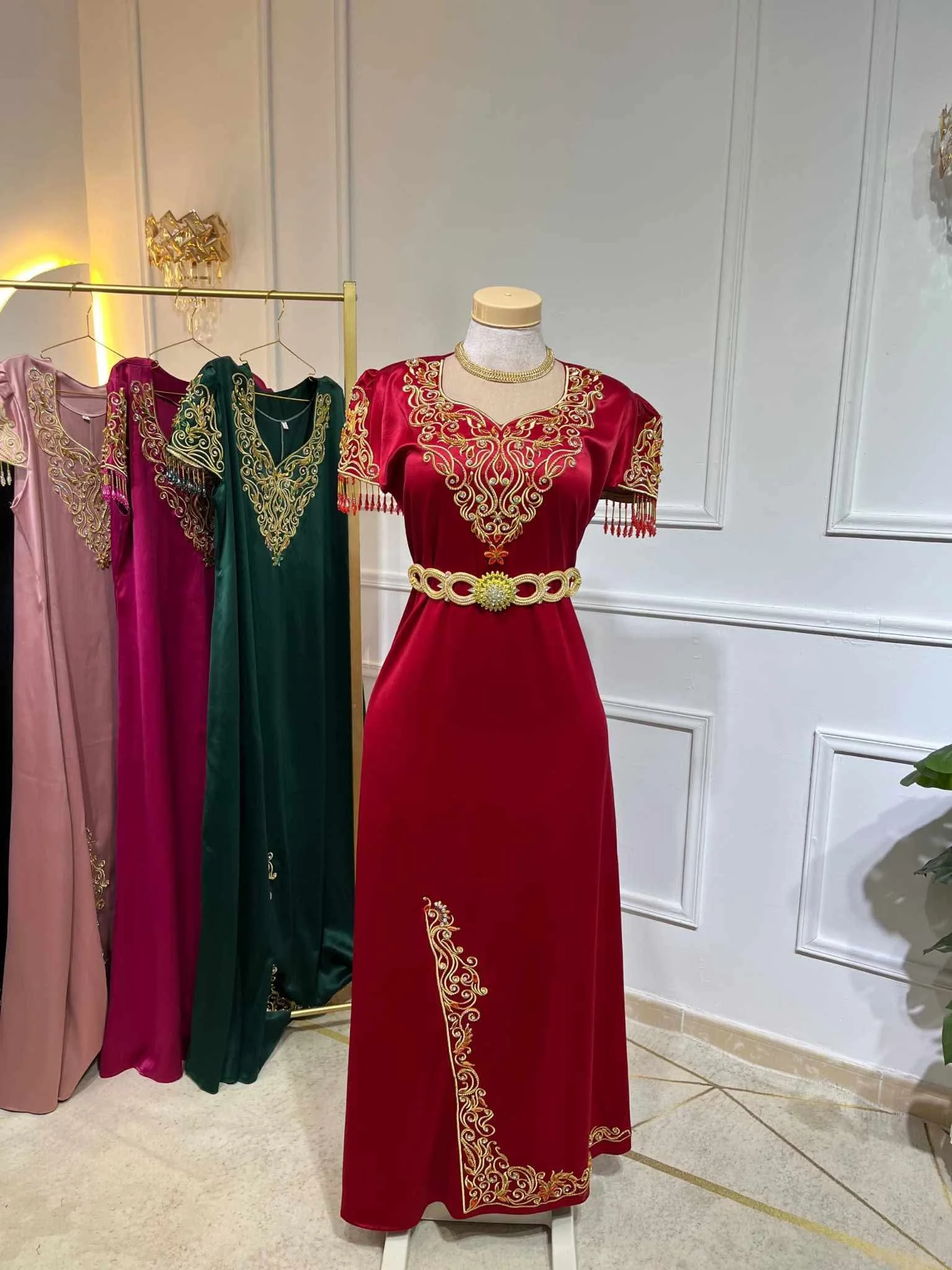 Fatema Robe