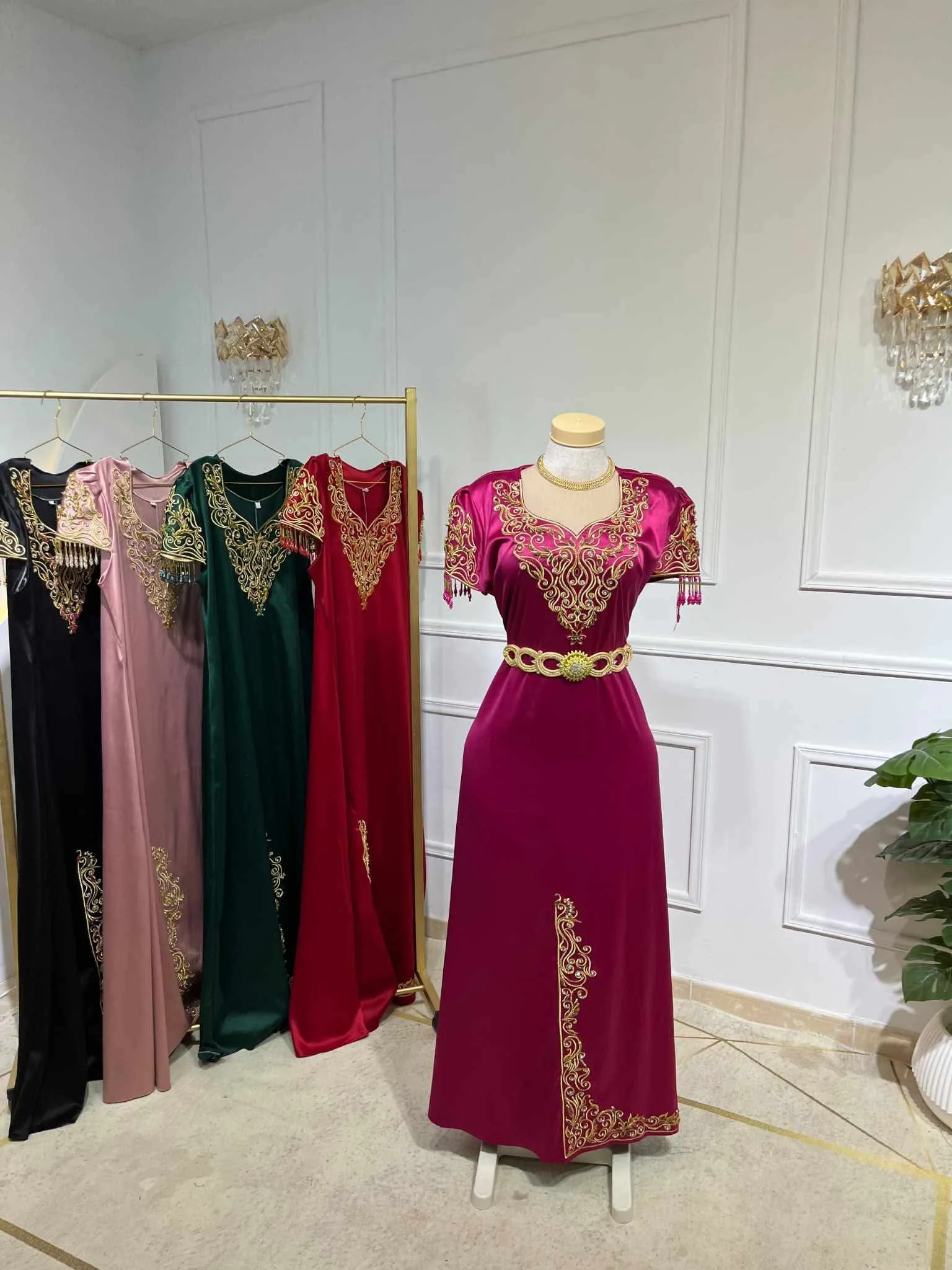 Fatema Robe