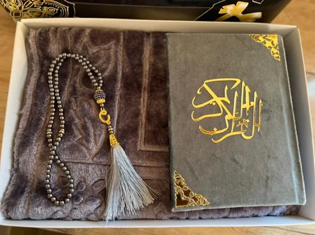 مستلزمات الصلاة والعبادة