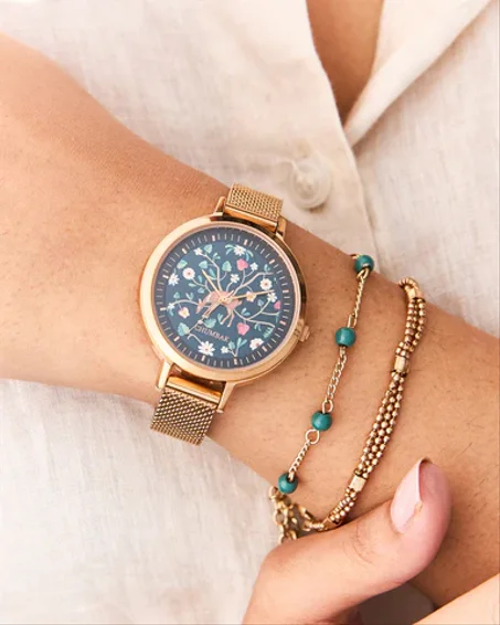 ساعات للنساء