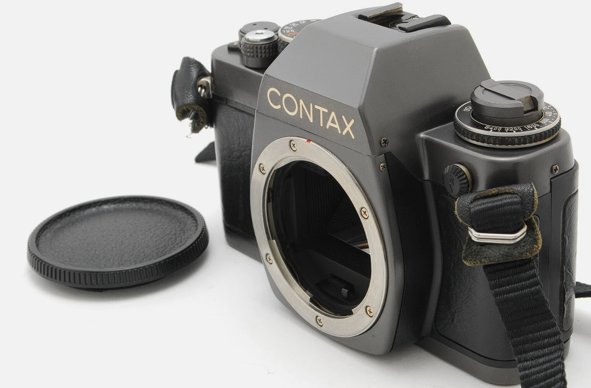 Contax S2b Black 35mm SLR Film Camera Body