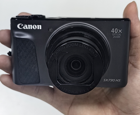 Canon PowerShot SX730 HS 20.3 MP 40x Optical Zoom Flip Screen Digital Camera