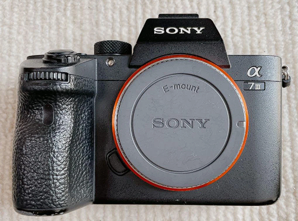 Sony Alpha a7 III Mirrorless Camera 24.2MP Body Black w/ Box Battery