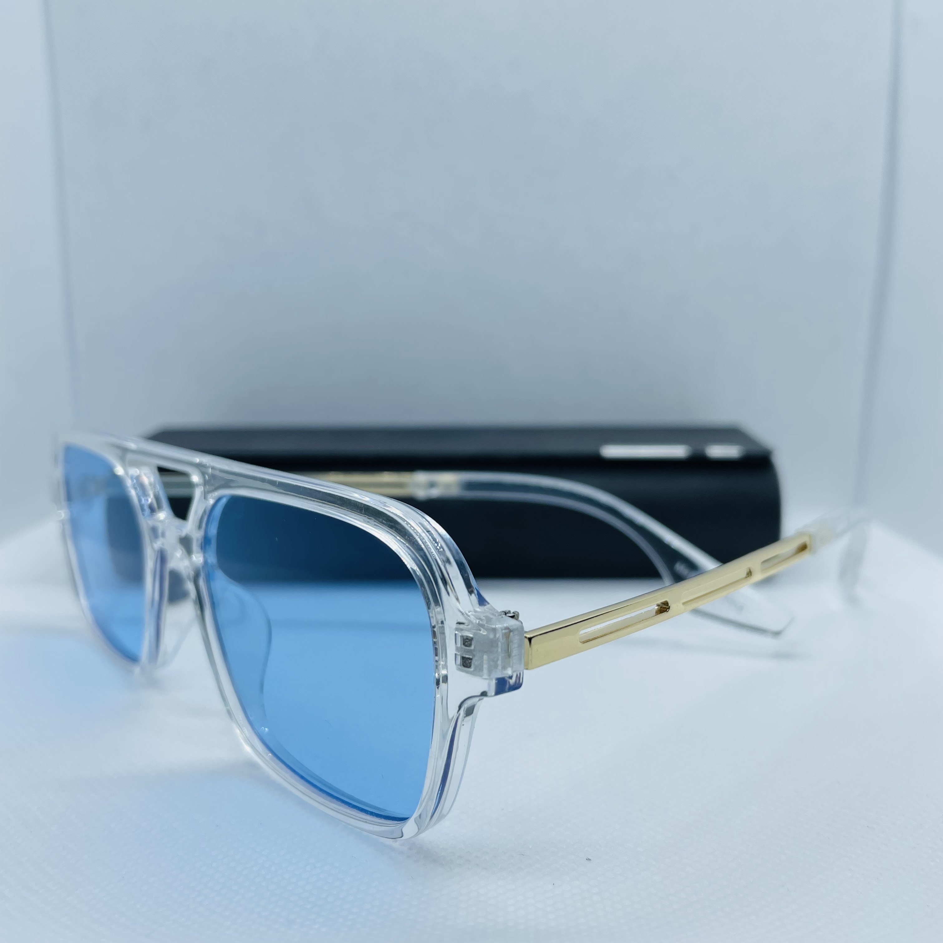lunettes transparentes