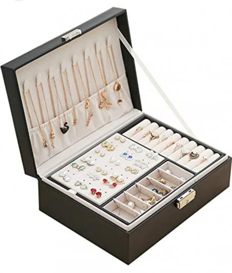 صندوق تخزين مجوهرات كبير من جلد البولي يوريثان ، منظم مجوهرات مزدوج الطبقات ، للأقراط والمعلقات والقلائد والنظارات والساعات وأحمر الشفاه ومستحضرات التجميل للنساء