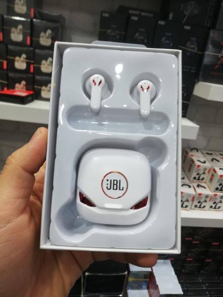 تجربة موسيقية بلا حدود: اكتشف الصوت العالي الجودة مع سماعات البلوتوثJBL BY HARMAN HG_10