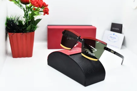 Women Sun glasses - نظارات شمسيه حريمي