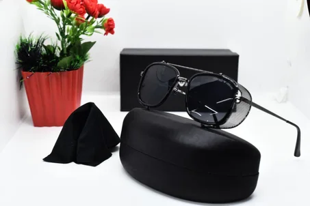 Young Sun Glasses - نظارات شمسيه شبابيه