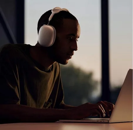 AIRPODS MAX