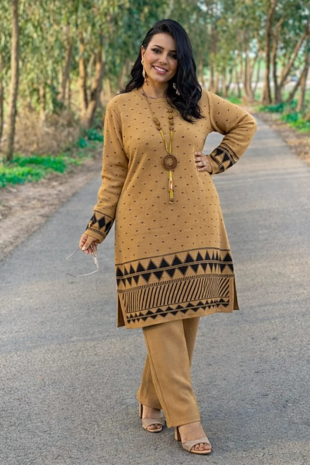 طقم ملابس تريكو من أديس