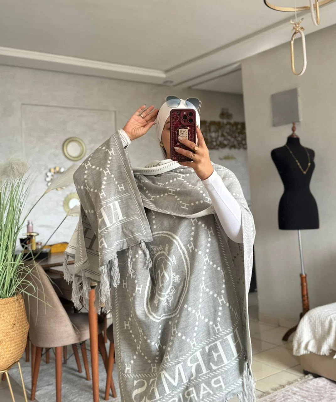 كاب شتوي طويل نسائي _ خيط تركي فاخر وأناقة شتوية راقية