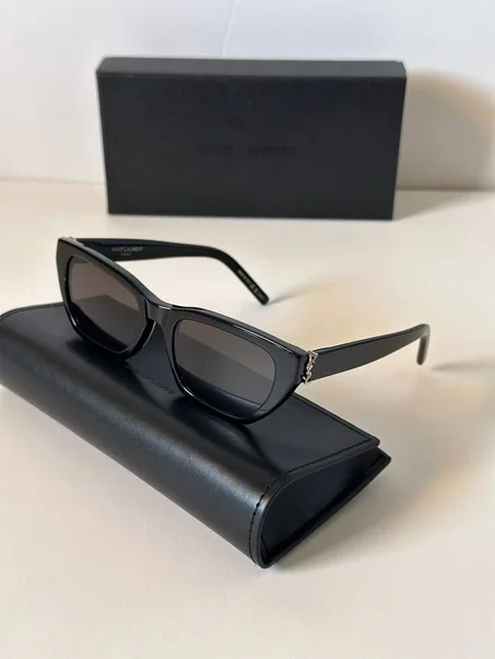 LUNETTE SAINT LAURENT