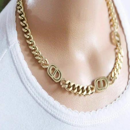 CHRISTIAN DIOR NECKLACE