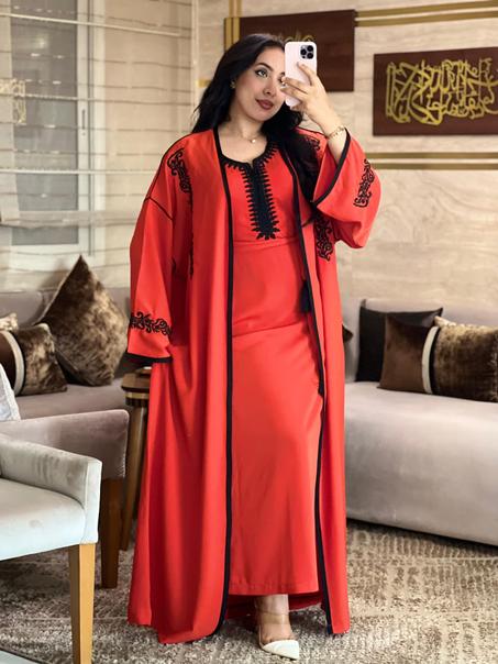 قفطان من ثلاث قطع