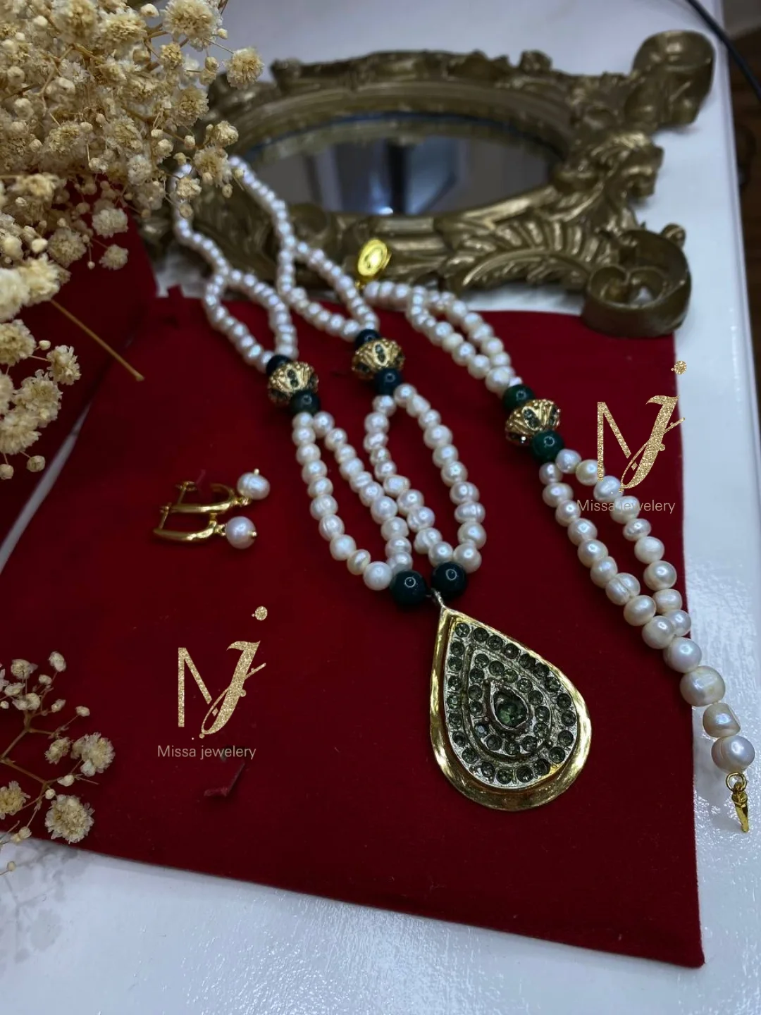parure  mrakchi collier . gourmette et boucle en veretable perle joher et 3akik meskiya rine or 24 k