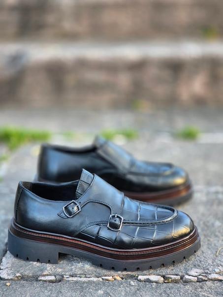 MC05 Chaussure en Cuir