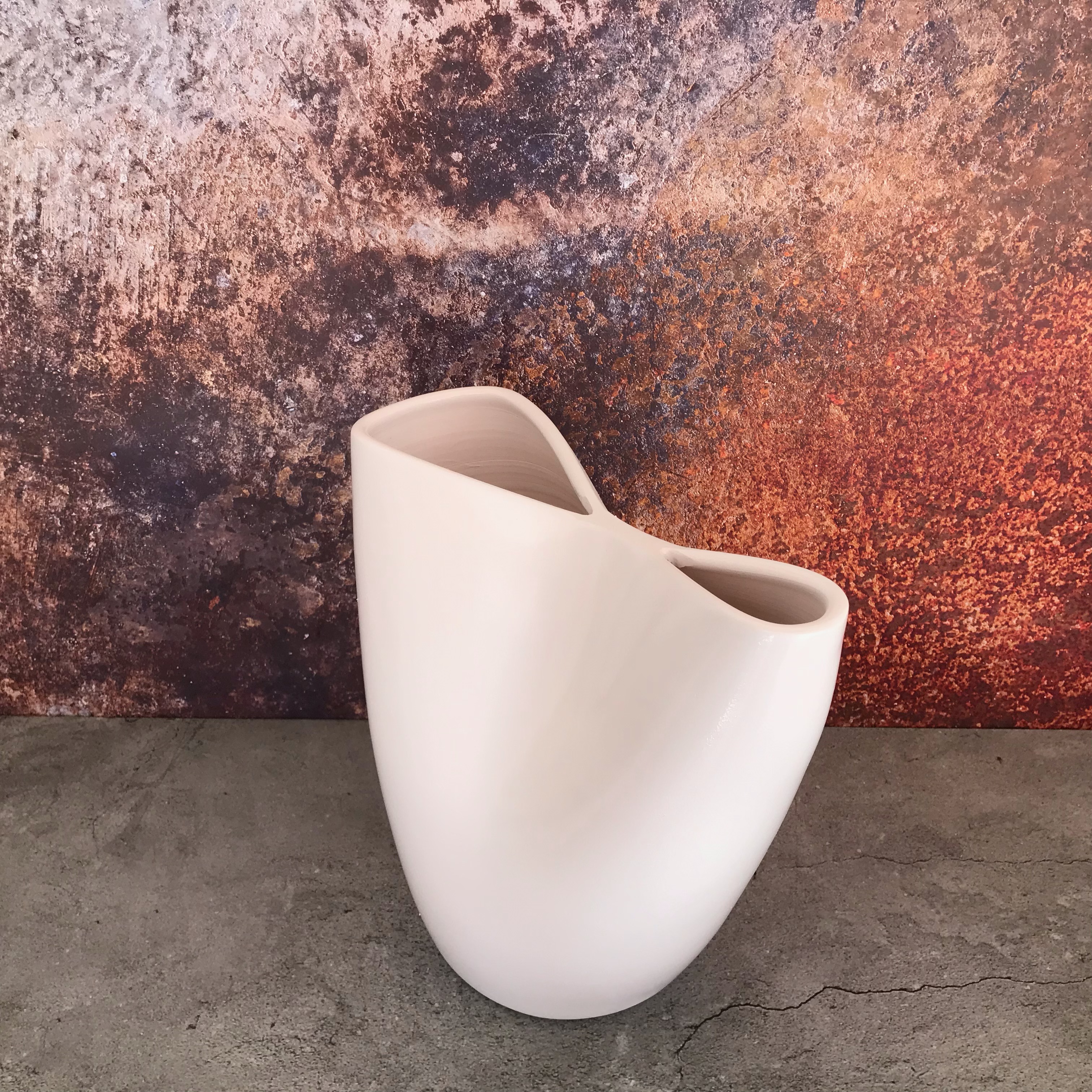 Vase Sway