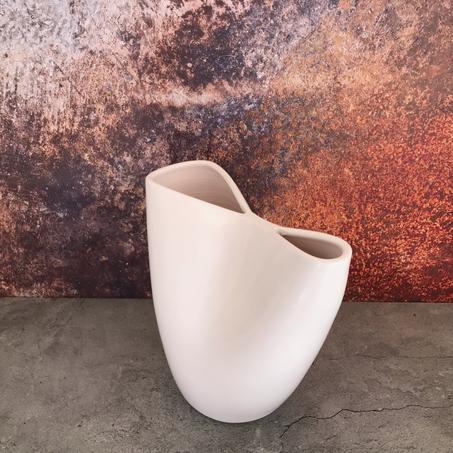 Vase Sway