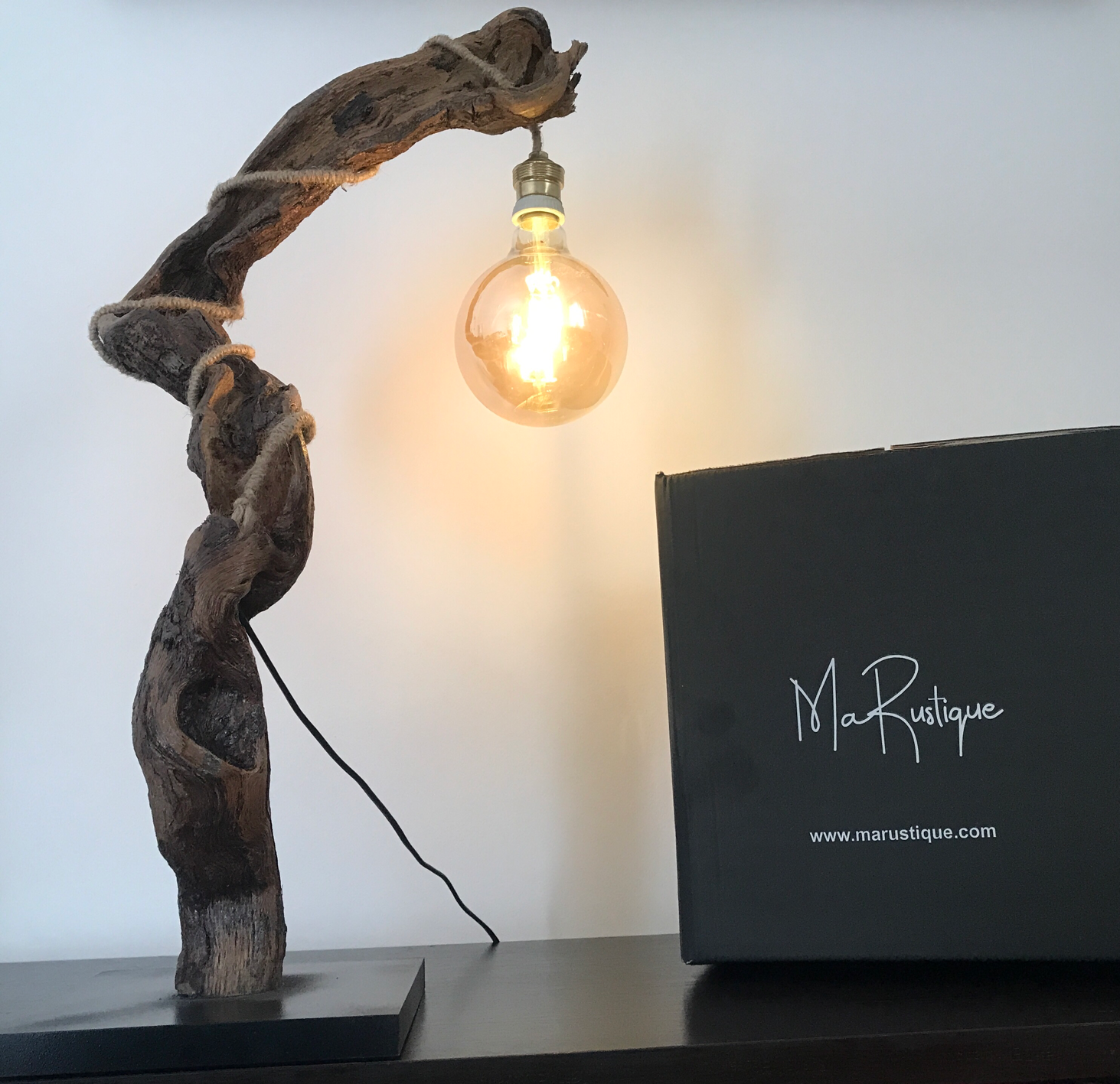 Lampe rustique en bois flotté de mer