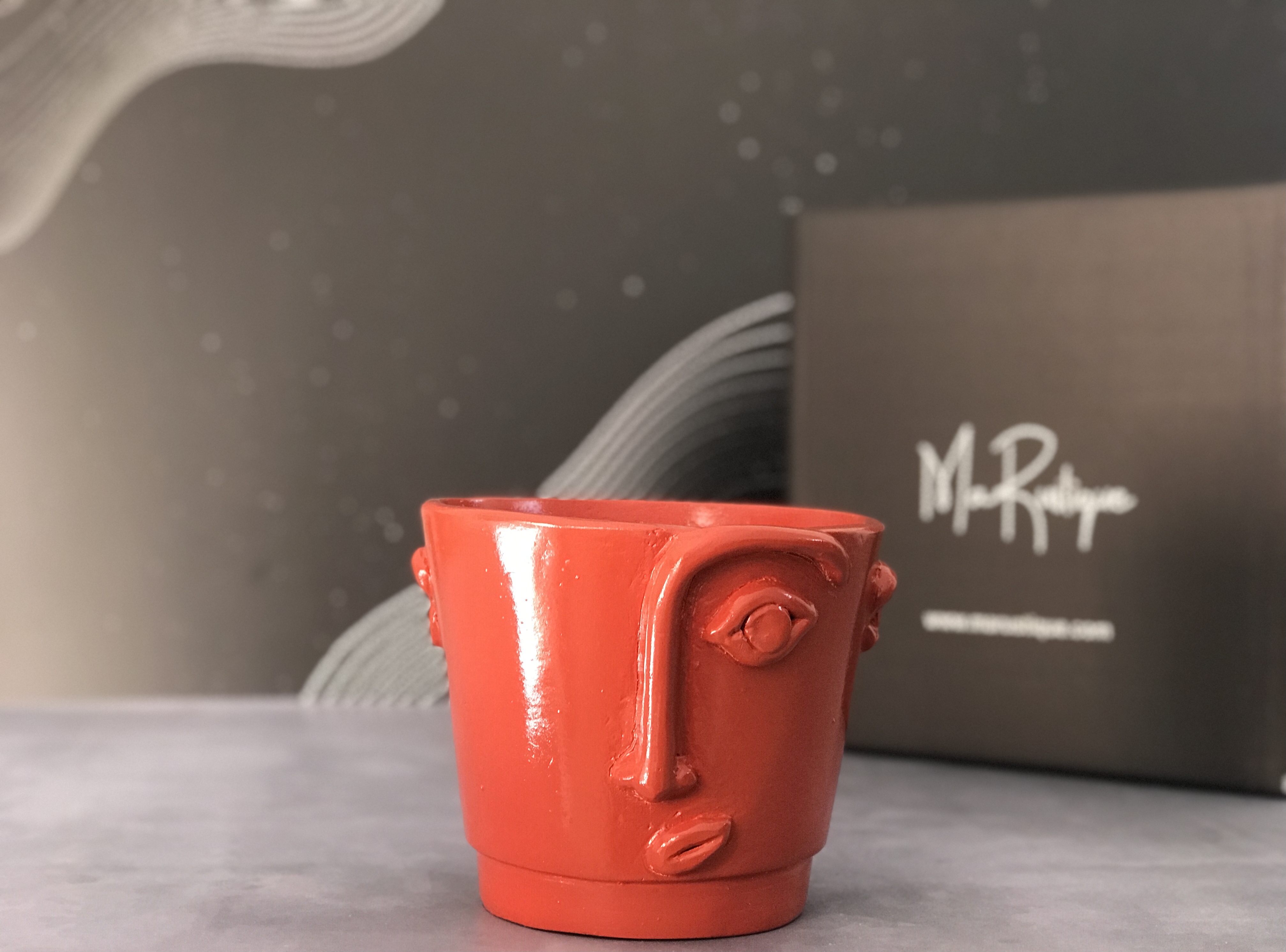 Face Pot