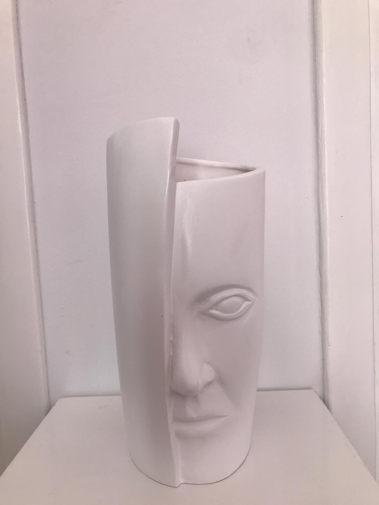 Vase demi-visage