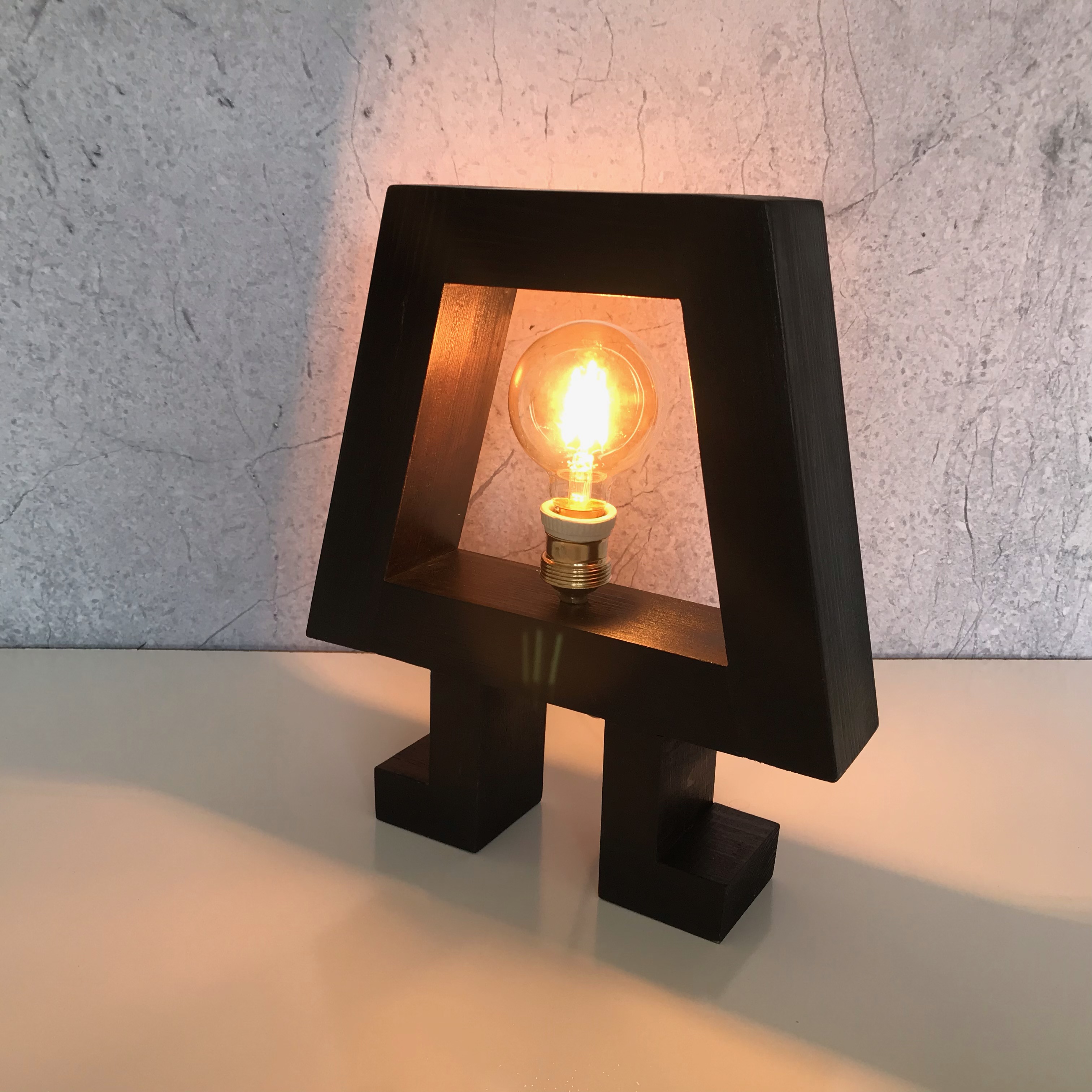 Lampe en bois "MaRustique"