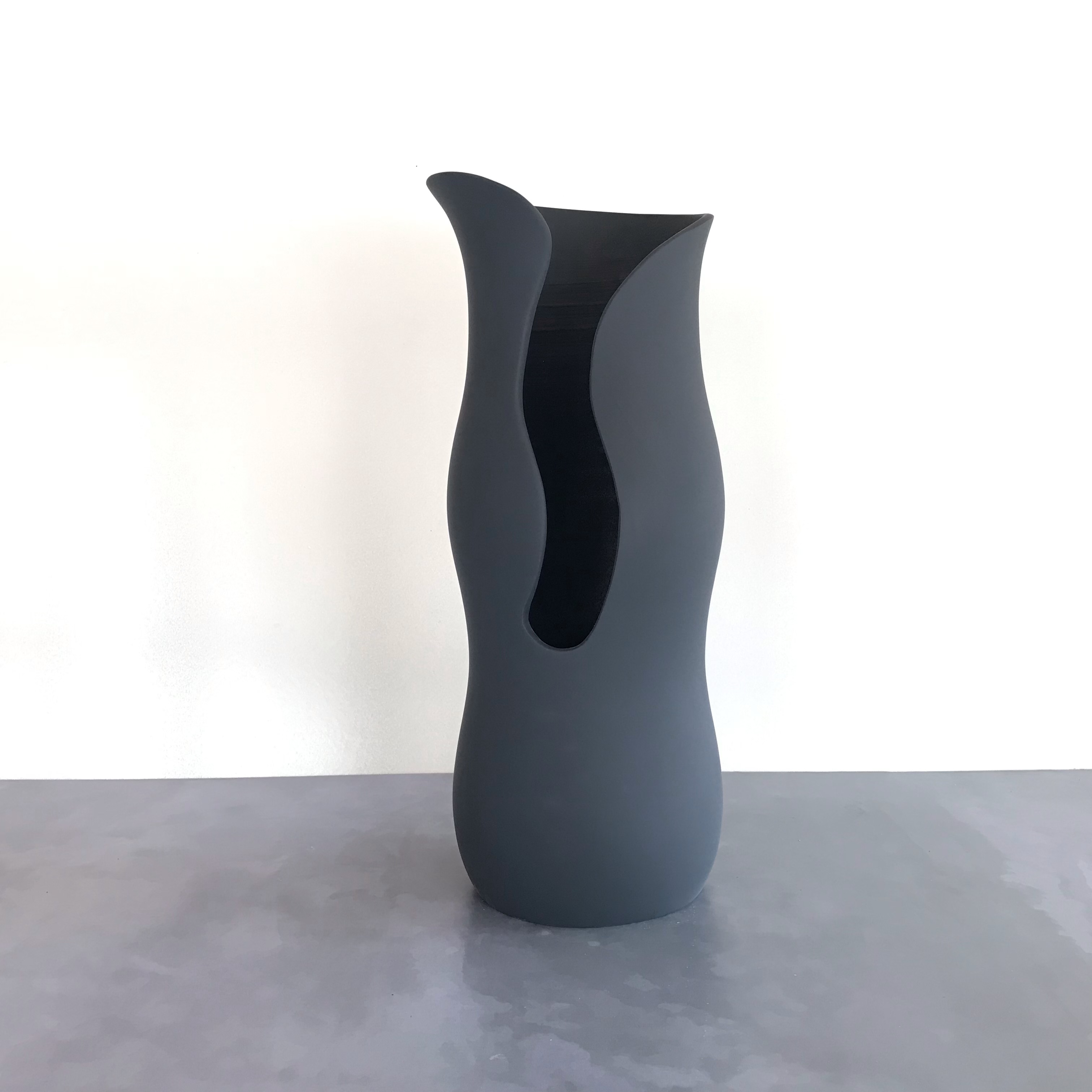 Vase illusion