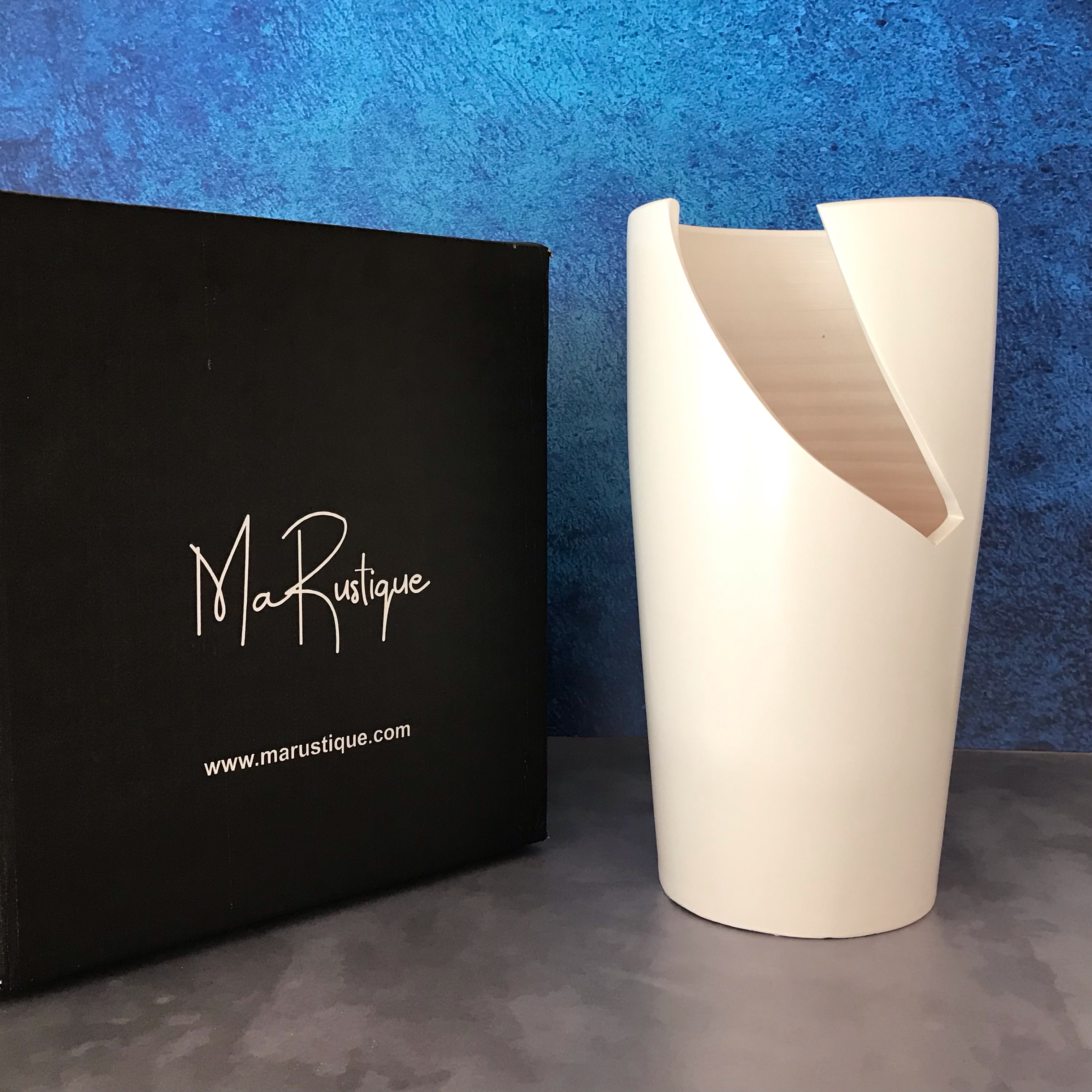 Vase Clay
