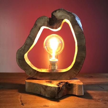 Lampe rustique en bois d