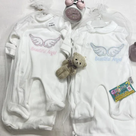 هدايا  للرضع الجدد 3 قطع ب 150 درهم من 0-3 أشهر 