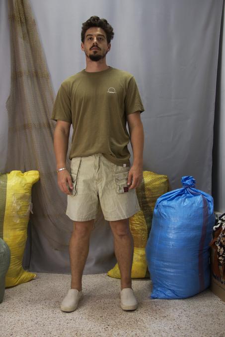 T-shirt vintage kaki, avec logo minimaliste