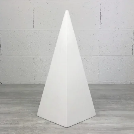 Pyramide 4 faces de 50 cm de haut, Base 20 cm, Présentoir polystyrène pour choux, macarons, bonbons