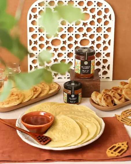 العسل الطبيعي