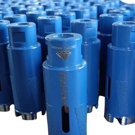 Forets à noyau diamanté