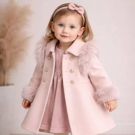 ملابس أطفال