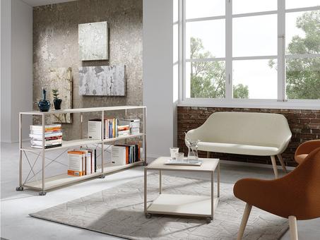 Bibliothèque ouverte à roulettes