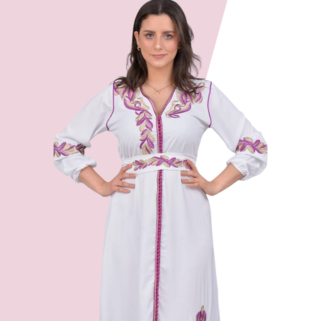 قفطان فاخر مطروز من التوب الكريب الكوري