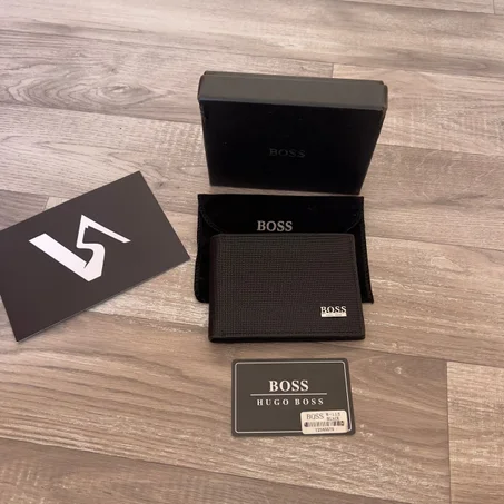 hugo boss portefeuille