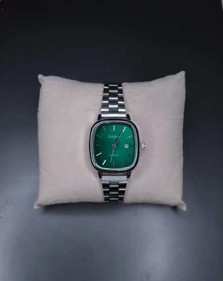 Montre Casio de luxe verte pour femme