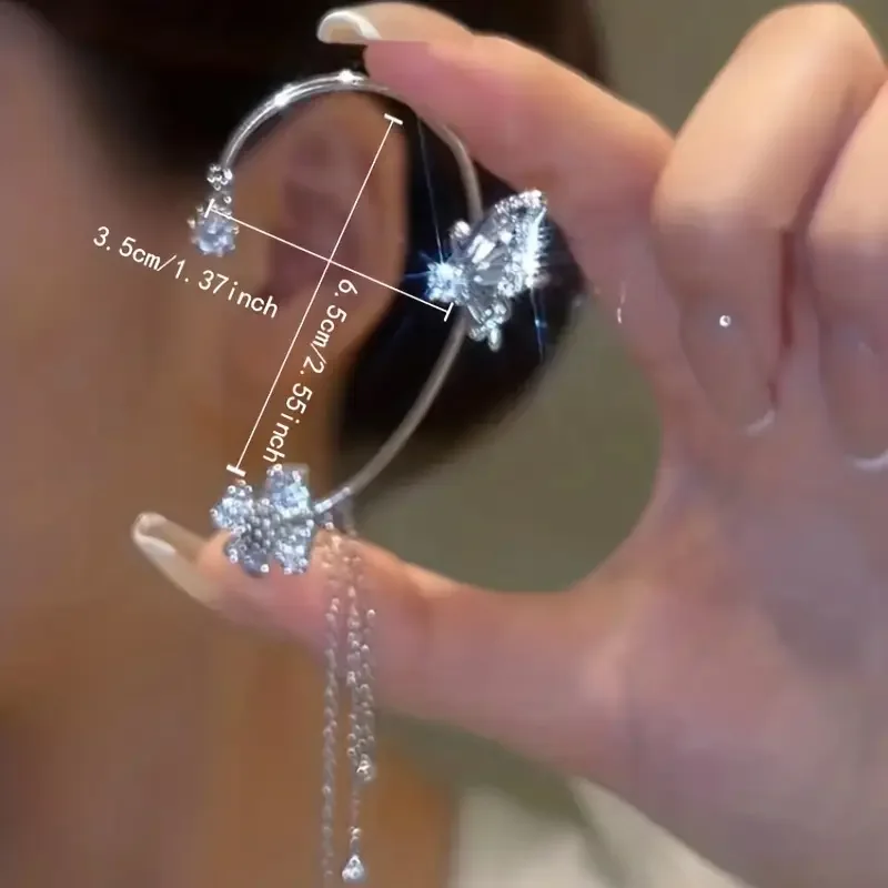 a pair of fashionable   flower ear cuffs korean     sparkly luxury womens accessories   ear cuff elegant event wear formal occasion earrings sparkly earrings   metallic   delicate   statement earrings trendy ear cuff gift for her   Product details 3