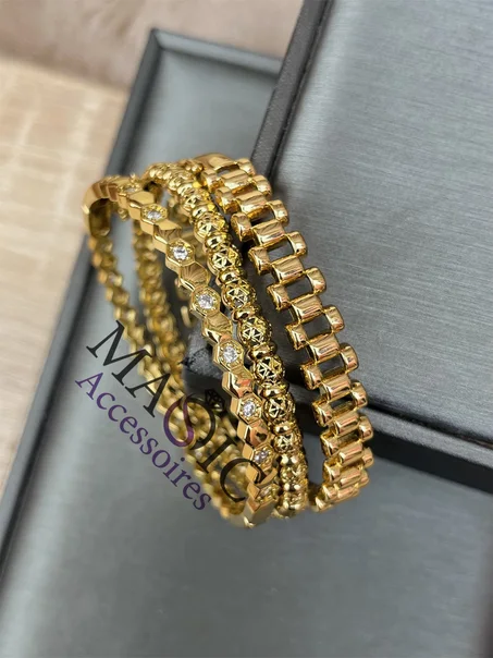 Trois bracelets inoxydable