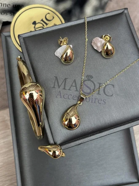 Ensembles 4  pièces