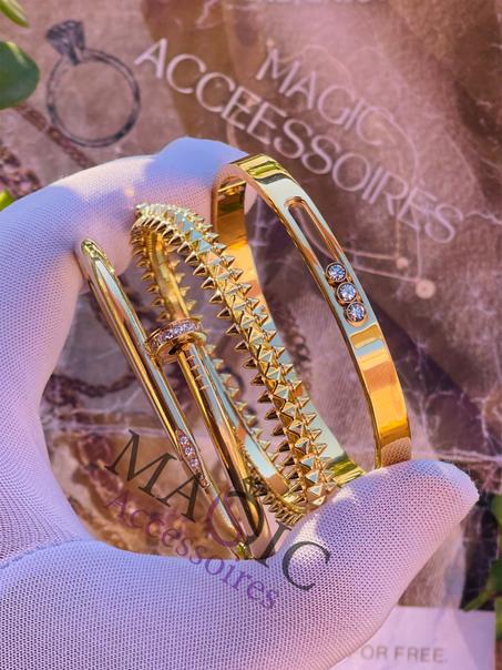 Trois bracelets en acier inoxydable 10
