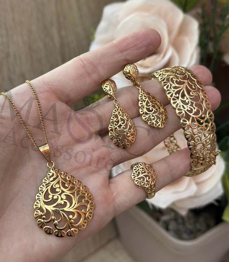 7 Ensembles colier +bracelet  + bague + Boucles