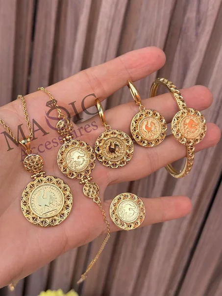 Ensemble collier + bracelet + gourmet + bague et boucles inoxydable
