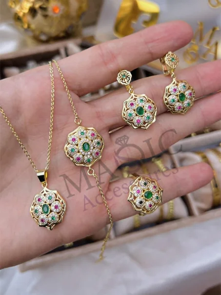 Ensemble collier + gourmet + bague et boucles inoxydable